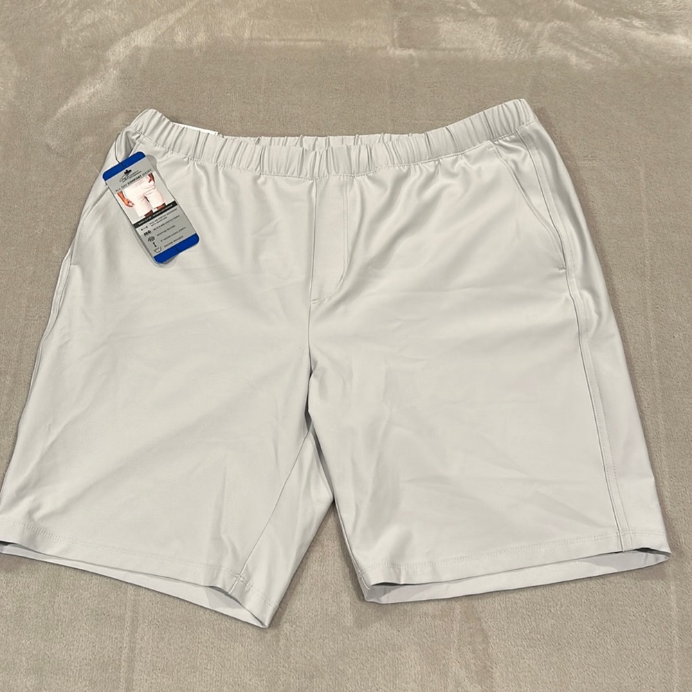 Men’s Gray Golf Shorts